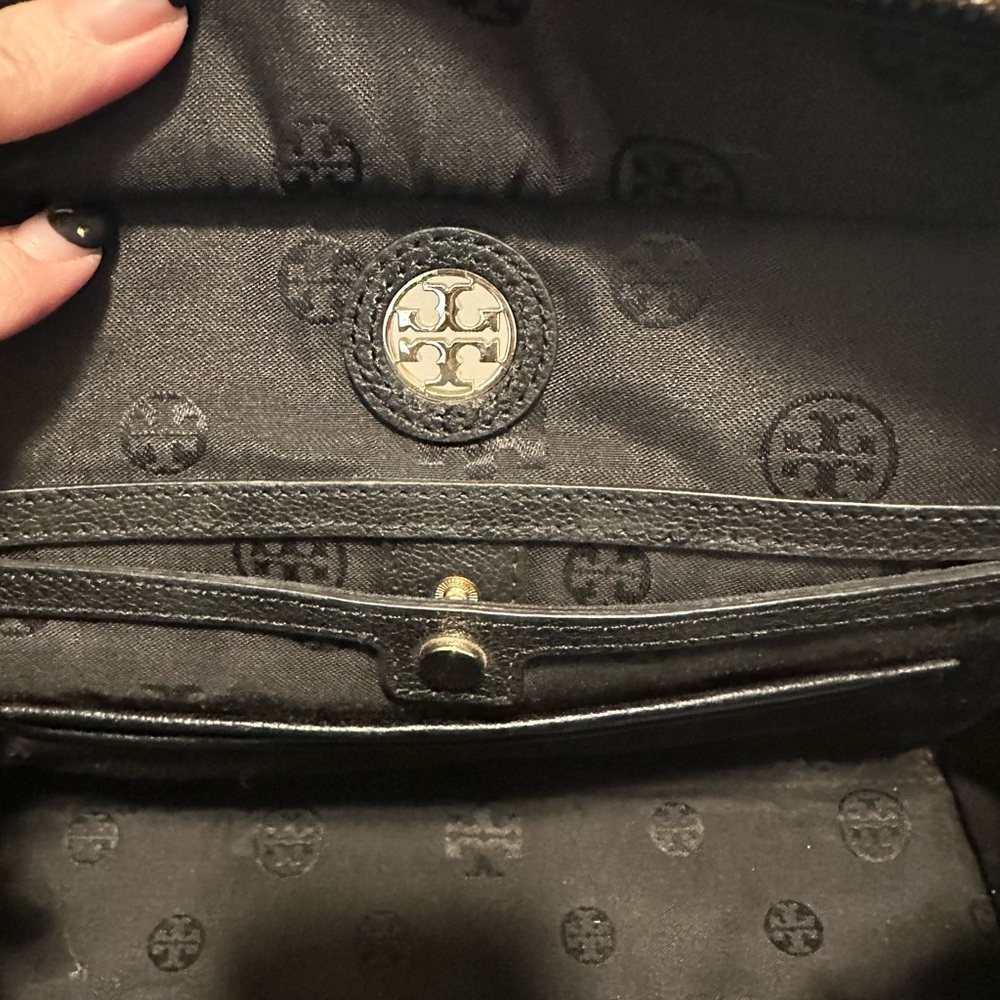 Tory Burch Black Leather Handbag - Picture 7 of 9
